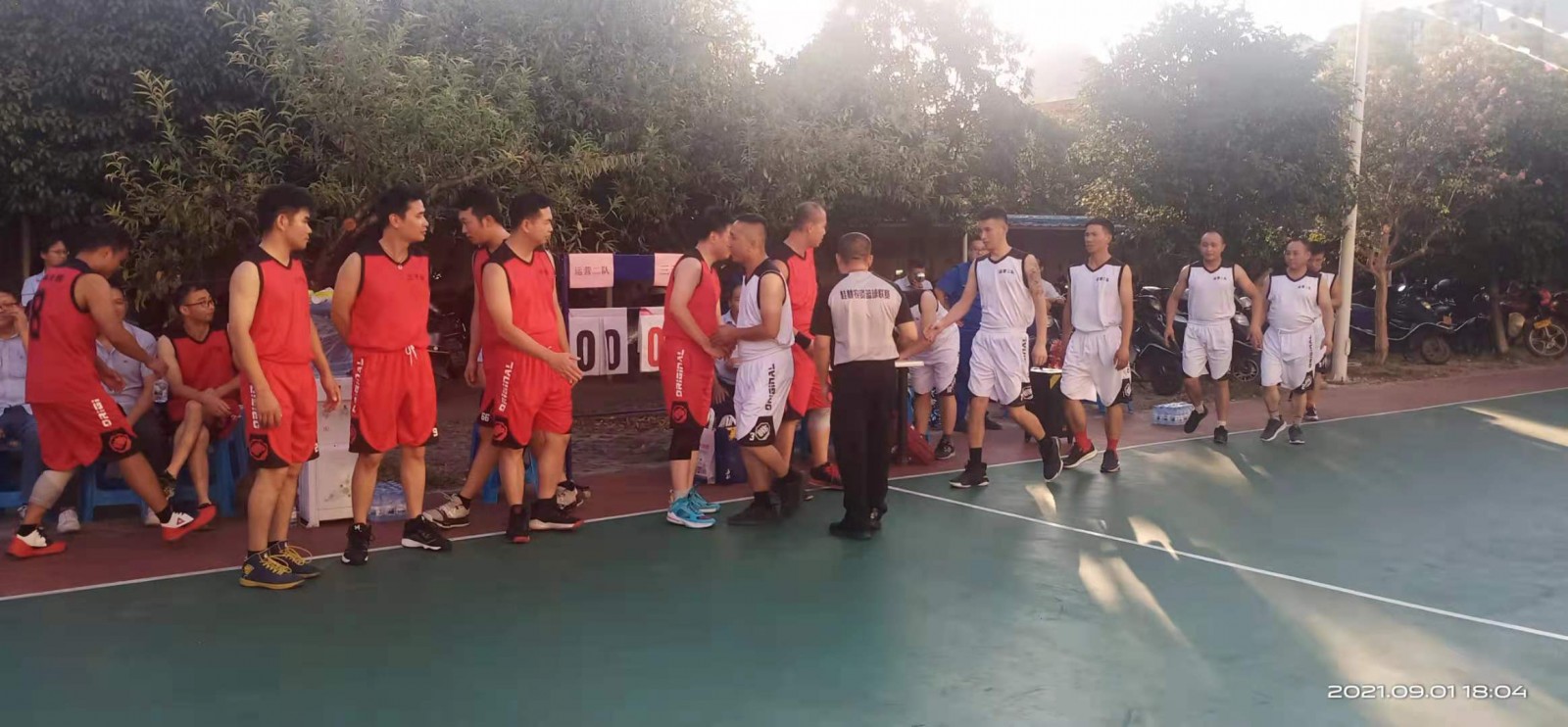 桂林鴻程秋季籃球賽半決賽火熱來襲！