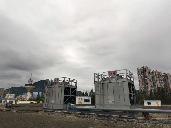 玻璃鋼冷卻塔內(nèi)壁防腐施工前的四個(gè)步驟是什么?(玻璃鋼冷卻塔怎樣施工)