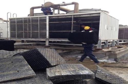 <a href=http://m.whqjzx.com/tags/30_0.html target=_blank class=infotextkey>冷卻塔故障</a>維修