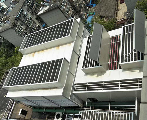 <a href=http://m.whqjzx.com/tags/16_0.html target=_blank class=infotextkey>玻璃鋼冷卻塔</a>噪聲如何解決